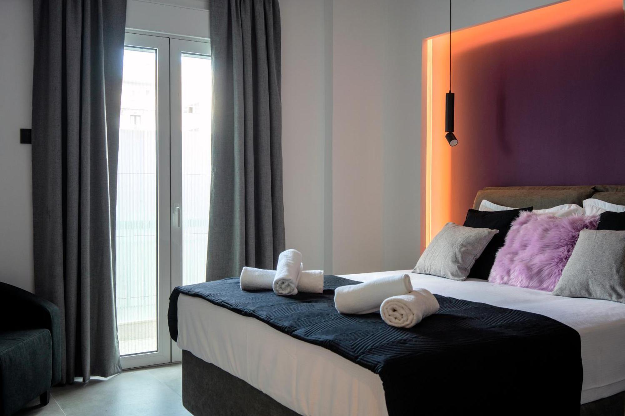 Essel Noir - A Hidden Gem With A Magnificent Acropolis View Apartment เอเธนส์ ภายนอก รูปภาพ